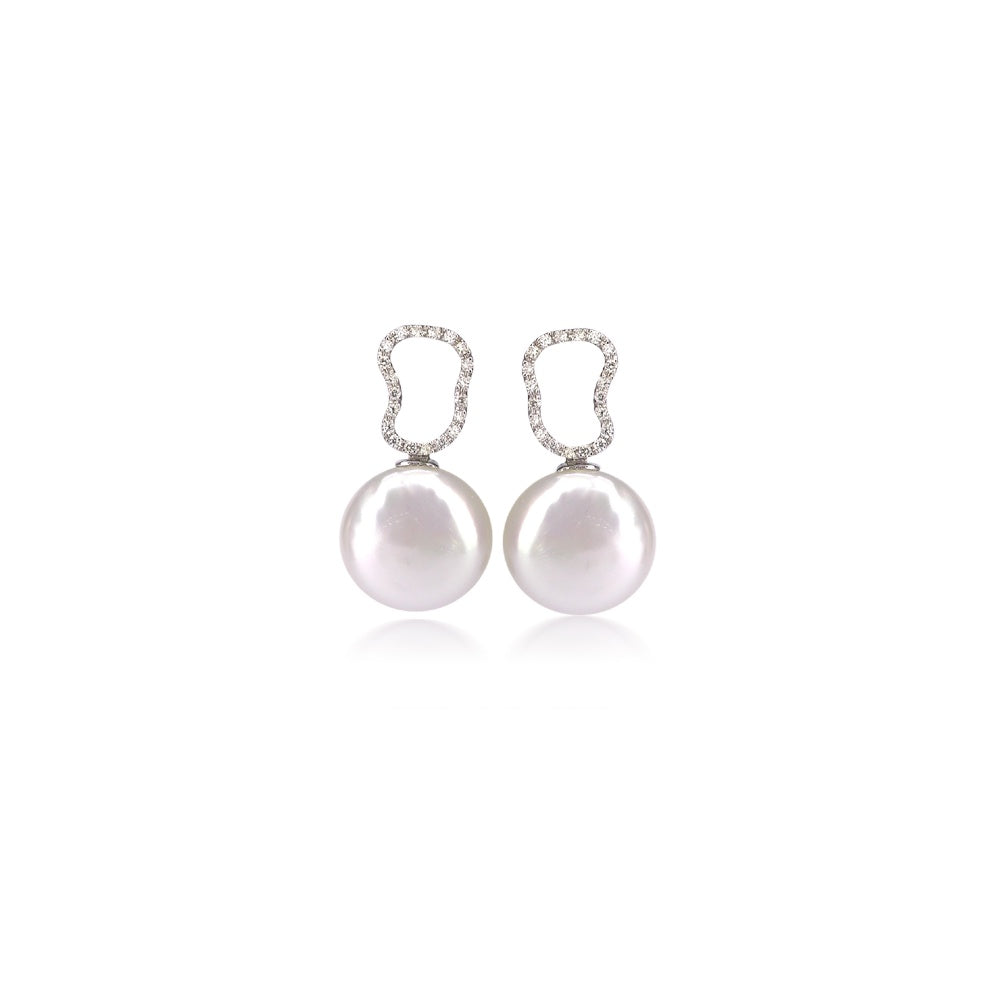 Freshwater Coin Pearl Earrings with Diamond Details