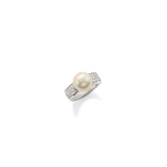 Pearl & White Pavé Cubic Zirconia Ring